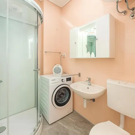 365, Steps From The Sea & Center, Free Street Parking Apartamento *
